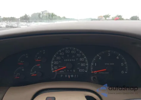 1998 Ford Expedition Eddie Bauer/Xlt из США, поврежденный, VIN 1FMPU18L5WLB82448